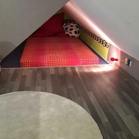 Am Kirchsteig Apartman Schlettau