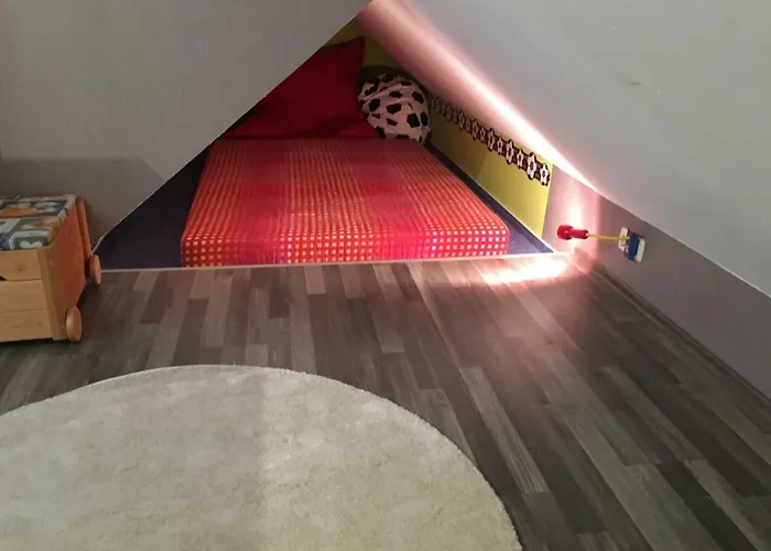 Am Kirchsteig Daire Schlettau